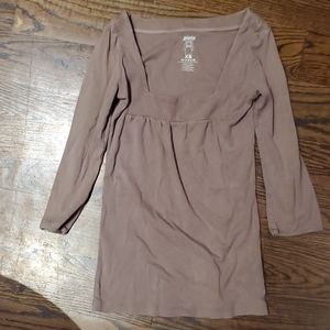 3/4 sleeve square neck top